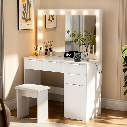 White dressing table - dressing, bulb