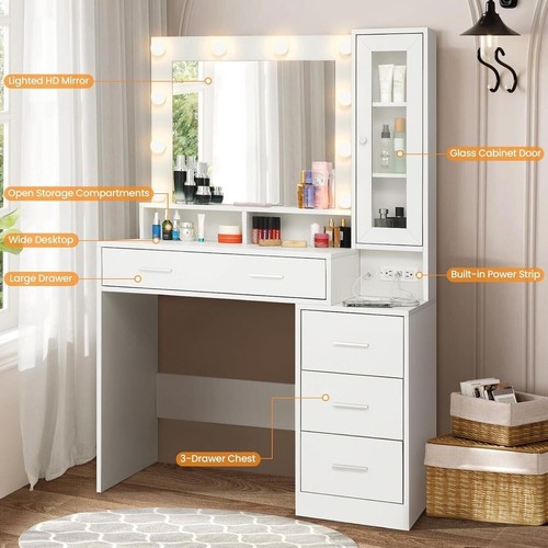 White dressing table with - table,